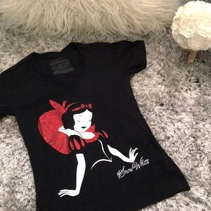 DISNEY Snow White shirt